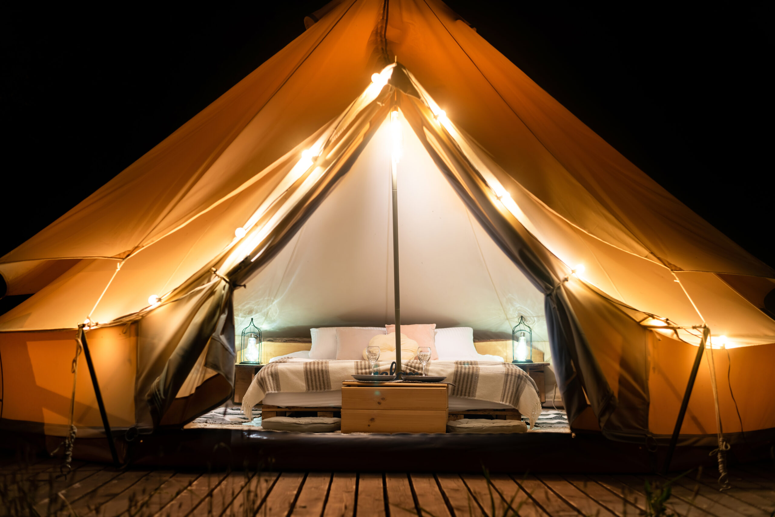 Safari glamping tent